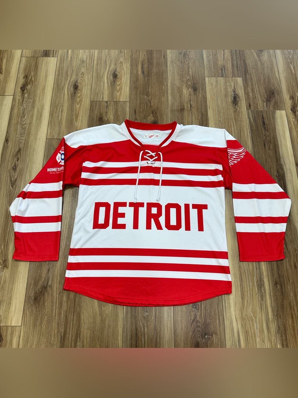 Cotopaxi Detroit Red Wings Hometown Heroes 2022 Giveaway Hockey Jersey, L